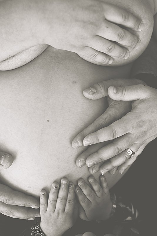 Maternity Pregnancy Photographs | Warwick